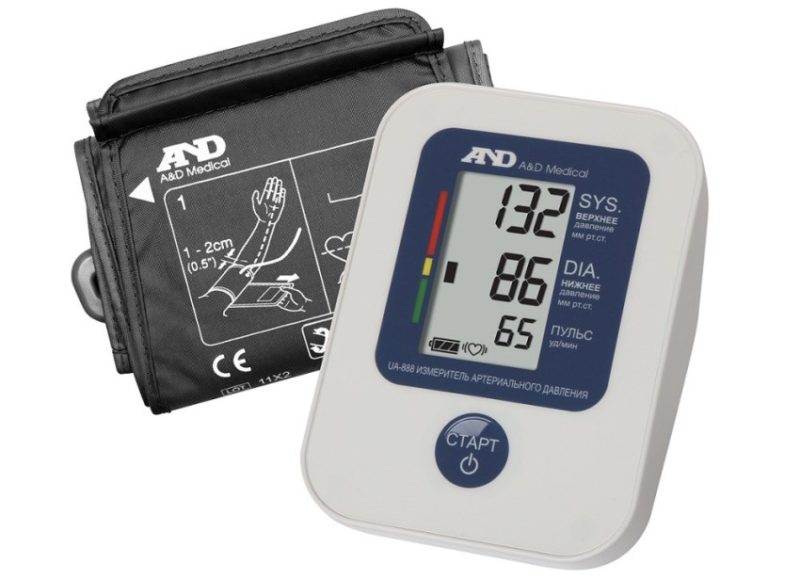 Tonómetro A&D UA-888 con una foto de brazalete universal