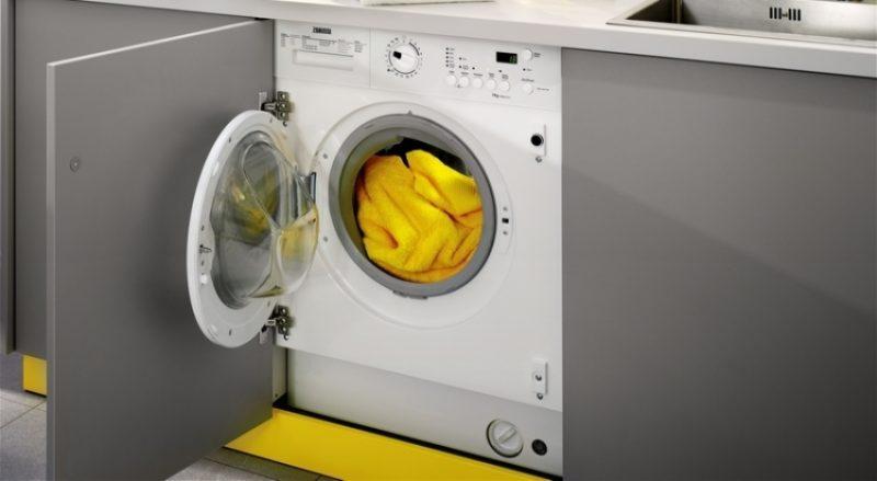 Wir wählen die eingebaute Waschmaschine mit Trockner