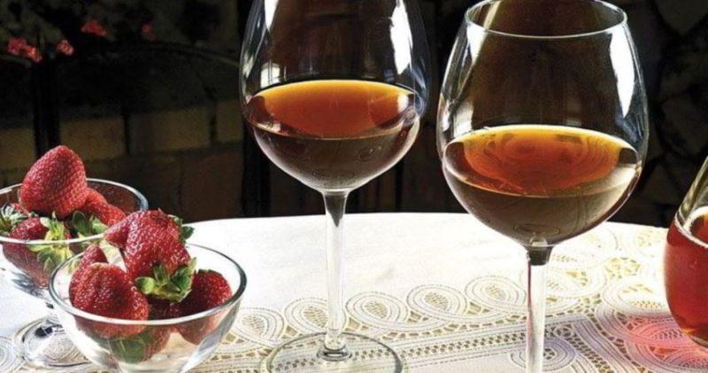 Foto de vino de fresa